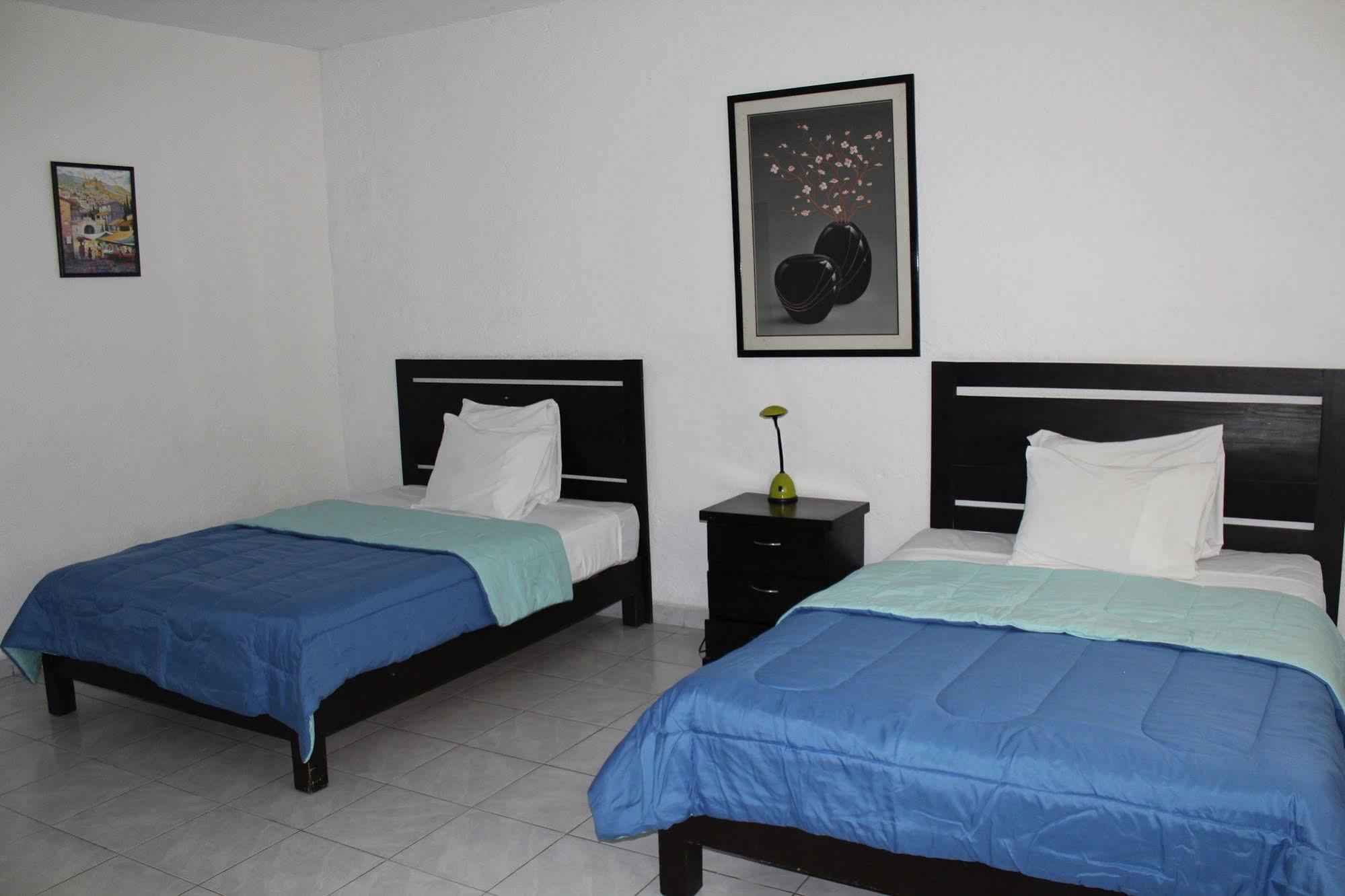 Hotel Villas Cuernavaca Temixco Exterior photo